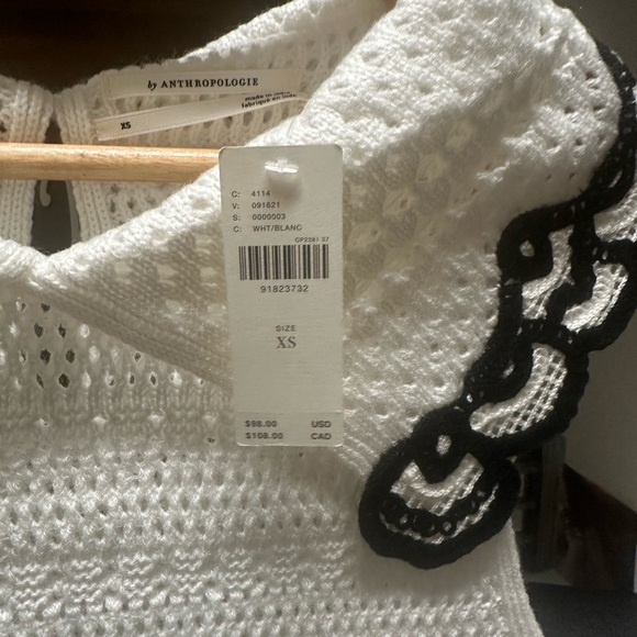 Anthropologie White Crochet Top with Black Accents. - Picture 4 of 6